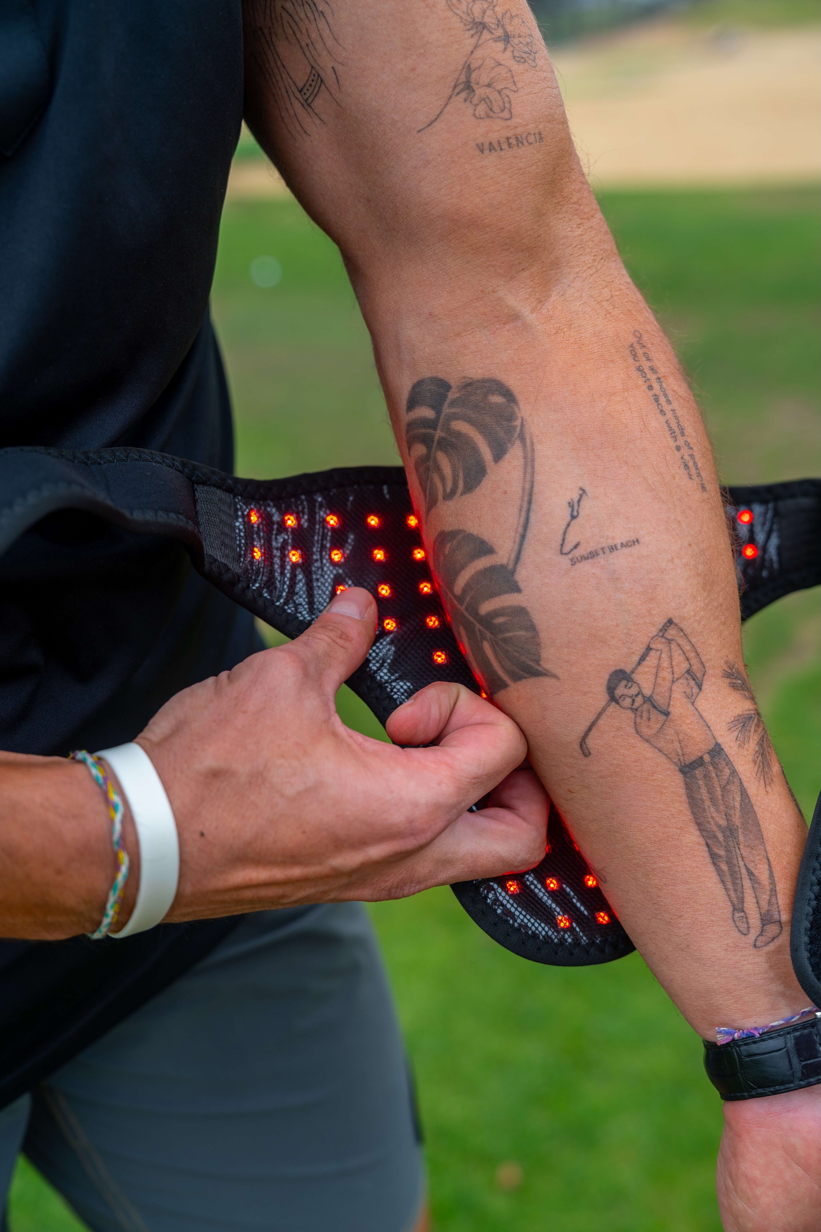 The Wrap Cordless Red Light Therapy Device for Everyday Recovery