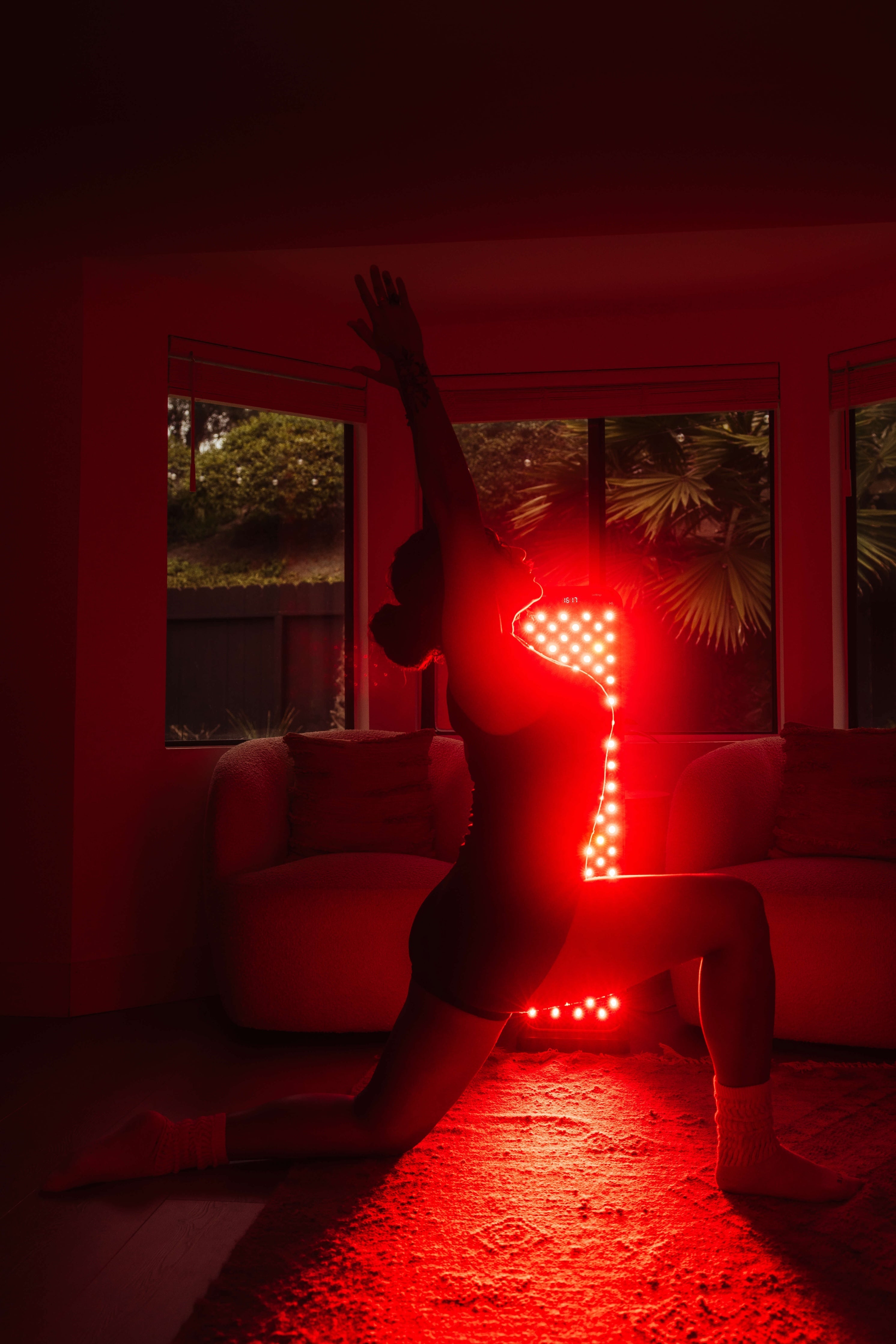 The Large Panel Light Therapy Device For Full Body Coverage And Custom Settings